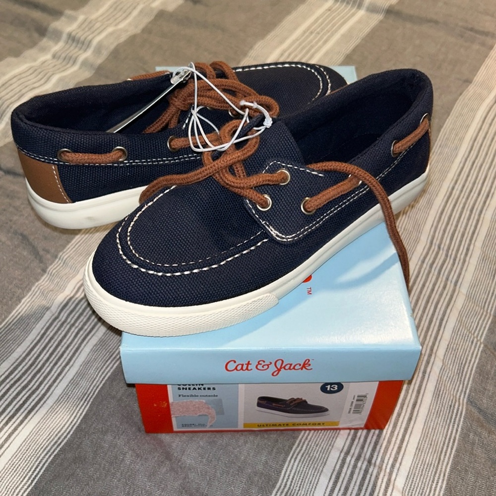 Sneakers blue size 13 w/tag